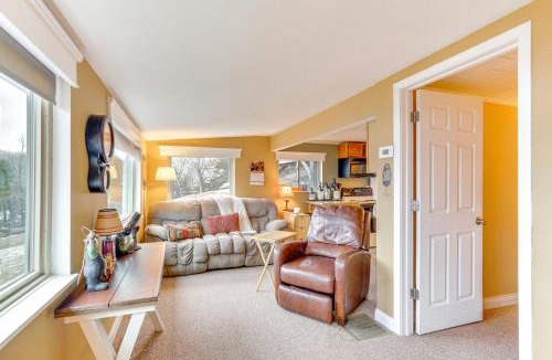 Camdenton House | Private Boat Dock: Lakefront Cabin in Camdenton