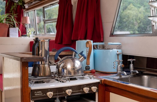 Hennebont Boat Rental | Private Boat 'Pénichette Lady Sarah' with Terrace