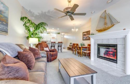 Osage Beach House | Private Boat Slip: Family-Friendly Lazy Days Condo