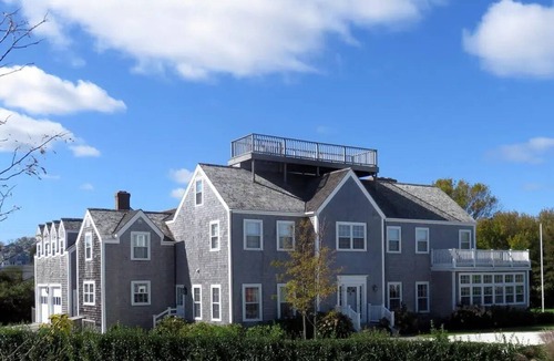 Brant Point House | Private Brant Point Home with Pool!