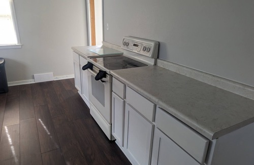 Manitowoc Apartment | Private, Bright Upstairs Apartment