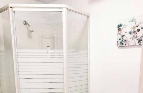 Richmond Hill Apartment | Private & Bright walkout apt with 2bdr &2wc&2pk