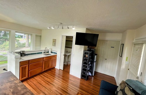 Bull Mountain Apartment | Private Bull Mountain Apartment