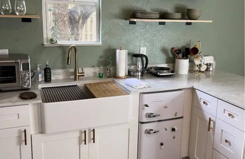 Lake Worth Cabin | Private Cabana near West Palm and Lake Worth