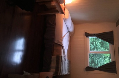 Port Matilda Cabin | Private Cabana