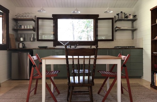 Upper Burringbar Cabin | Private Cabin in Hidden Glade