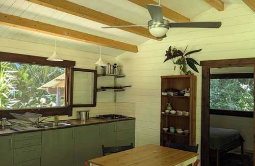 Upper Burringbar Cabin | Private Cabin in Hidden Glade