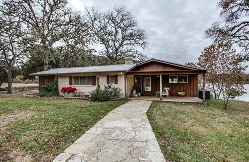 Boerne House | Private cabin on 10 acre lake, 4.5 miles from Boerne