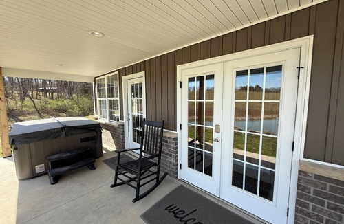 Troy Cabin | Private Cabin on 90 Acres!