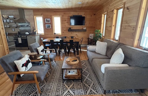 Wilmington House | Private cabin on the Ausable River near Whiteface.