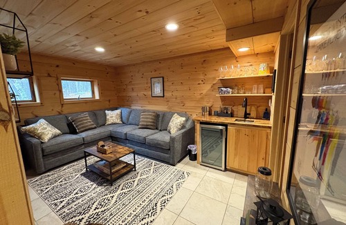 Wilmington House | Private cabin on the Ausable River near Whiteface.