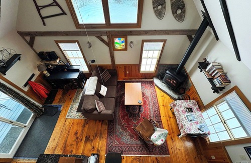 Belmont Cabin | Private Cabin/Pets OK/AC/Minutes to Okemo/Fast WiFi