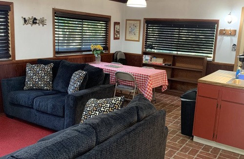 Gasquet House | Private Cabin