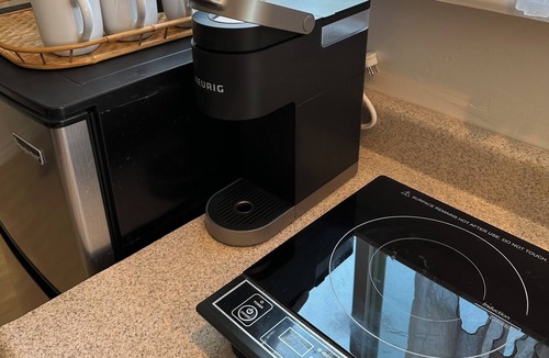 Geyserville Cabin | Private Cabin with Views on 16 Acre Estate