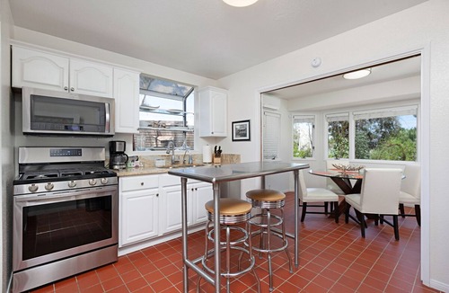 Mission Hills House | Private Canyon Home with Patio near Zoo & Beaches