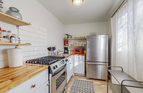 Los Griegos House | Private Casita *Minutes to River Trails & Dining*