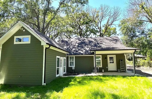 Gun Barrel City House | Private Cedar Creek Lake House - WATERFRONT! QUIET!n