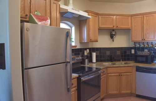 Rio Rancho Villa | Private Charming Casita, complete with all the modern conveniences.