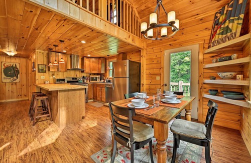 Chester House | Private Chester Home w/Deck, Mins to Skiing!