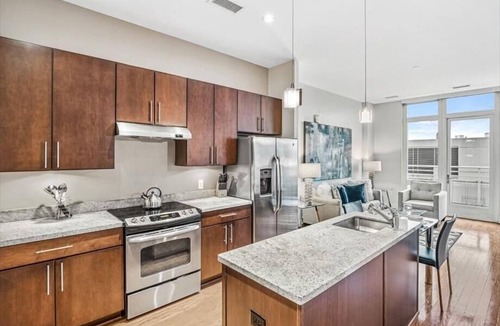 George Washington University Apartment | Private & Clean 1BR | Work Remote | DC Foggy Bottom