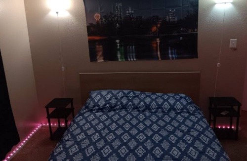 Dallas Apartment | Private, Clean & Comfy Apt