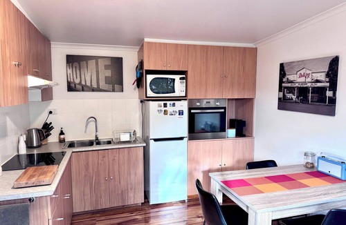 Bayswater House | Private Comfortable bungalow for 2