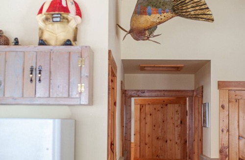 Pray Cabin | Private, Comfortable Cabin Set Near A Charming Creek.