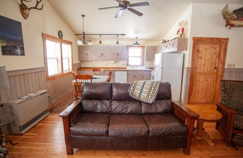 Pray Cabin | Private, Comfortable Cabin Set Near A Charming Creek.