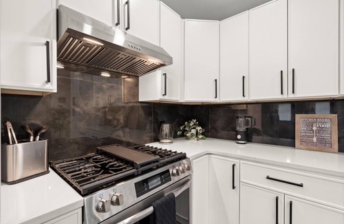 Belvedere Park House | Private Compound 2 Homes Sleeps 10+