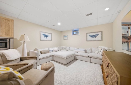 Dionis House | Private Compound w/Two Houses, Pool & Hot Tub!