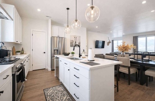 Mountain Green House | Private Condo, Snowbasin, IKON, Workstation, WIFI