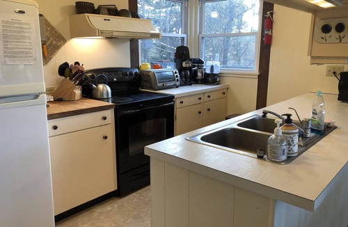Wellfleet House | Private, Contemporary 6 Bedroom Home (1608)