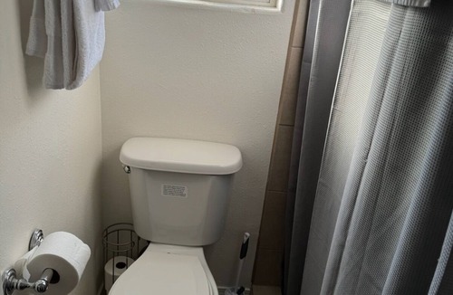 Northeast Heights Apartment | Private & Cosy but spacious Duke City Casita!