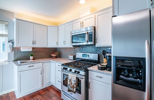 Eagle Cottage | Private Cottage - 1 BD, 1BA + Kitchen + TV Room - Eagle, ID