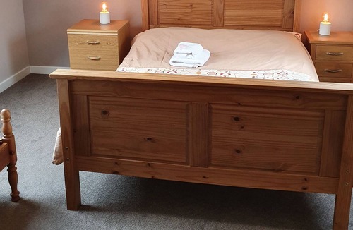 Aith House | Private cottage by the sea