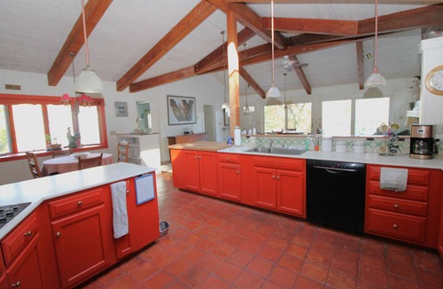 Truro Cottage | Private Cottage Compound On Ryders Pond with Pristine Yard (2215)