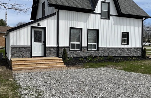 Port Burwell Cottage | Private Cottage Getaway @ Port Burwell