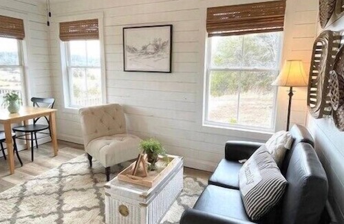 Fredericktown Cottage | Private Cottage, King Bed, Kitchenette, Views for mile, Bon Fire, Hike, Fish