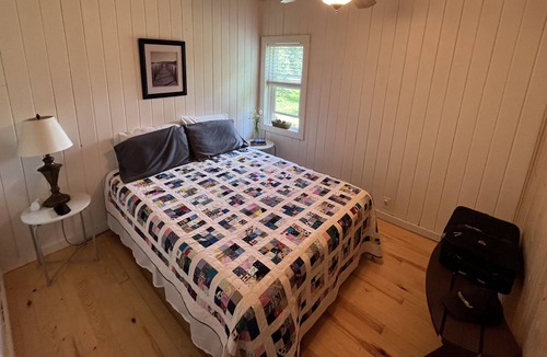 Machin Cottage | Private cottage on Eagle Lake