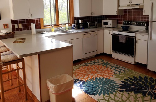 West Tisbury Cottage | Private cottage with association pool