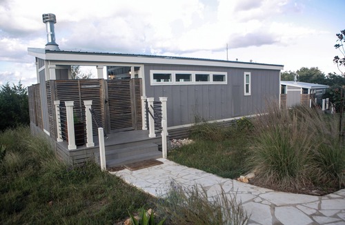 Kyle Hotel | Private cottage with pool & hot tub