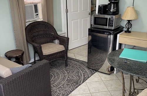 Florida Panhandle Apartment | Private Cottage with Pool