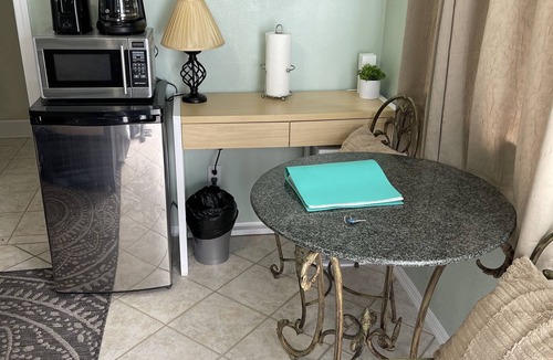 Florida Panhandle Apartment | Private Cottage with Pool