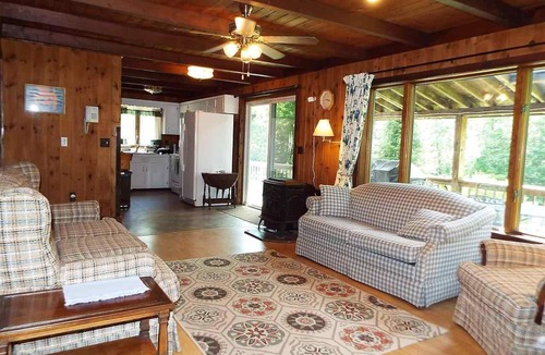 Cavendish House | Private Country Cabin - Close to Skiing and Snowmobiling
