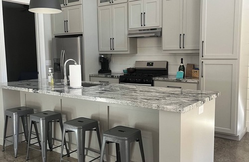 Centralia House | Private country cottage 90 minutes N. of Houston.