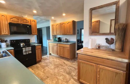 Groton House | Private Country Home, Convenient Location
