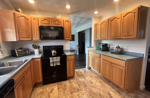 Groton House | Private Country Home, Convenient Location