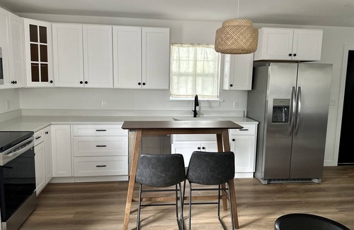 Robesonia House | Private country home