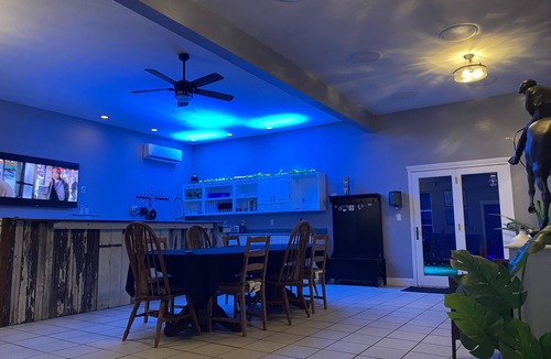 Lowder House | Private country setting with large indoor pool