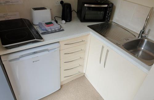 Macclesfield House | Private Couples hideaway with hot tub